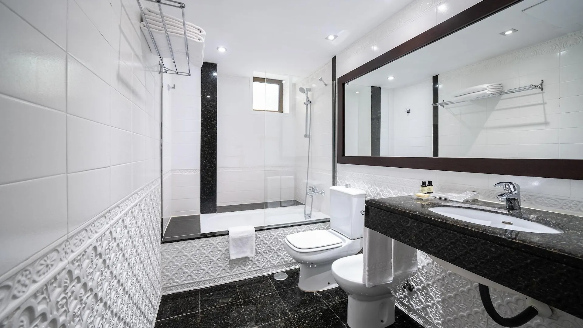 Catalonia Roma Hotel Barcelona