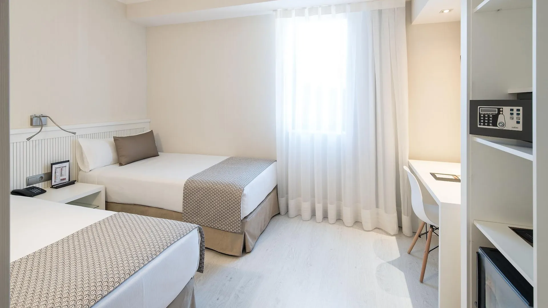 Catalonia Roma Hotel Barcelona Spain