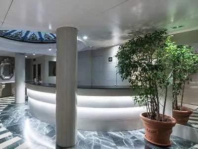 Catalonia Roma Hotel Barcelona 3*,