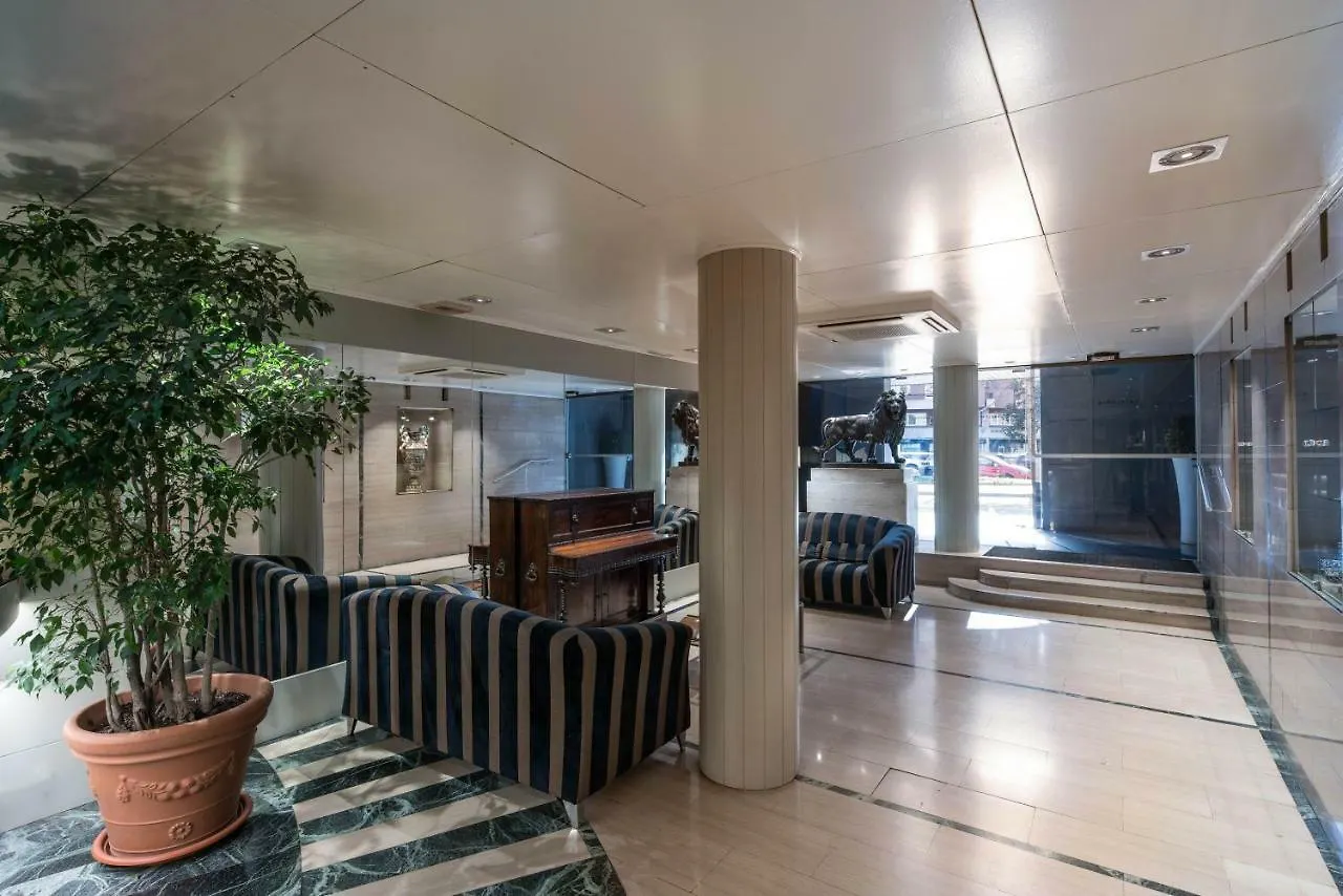 Catalonia Roma Hotel Barcelona