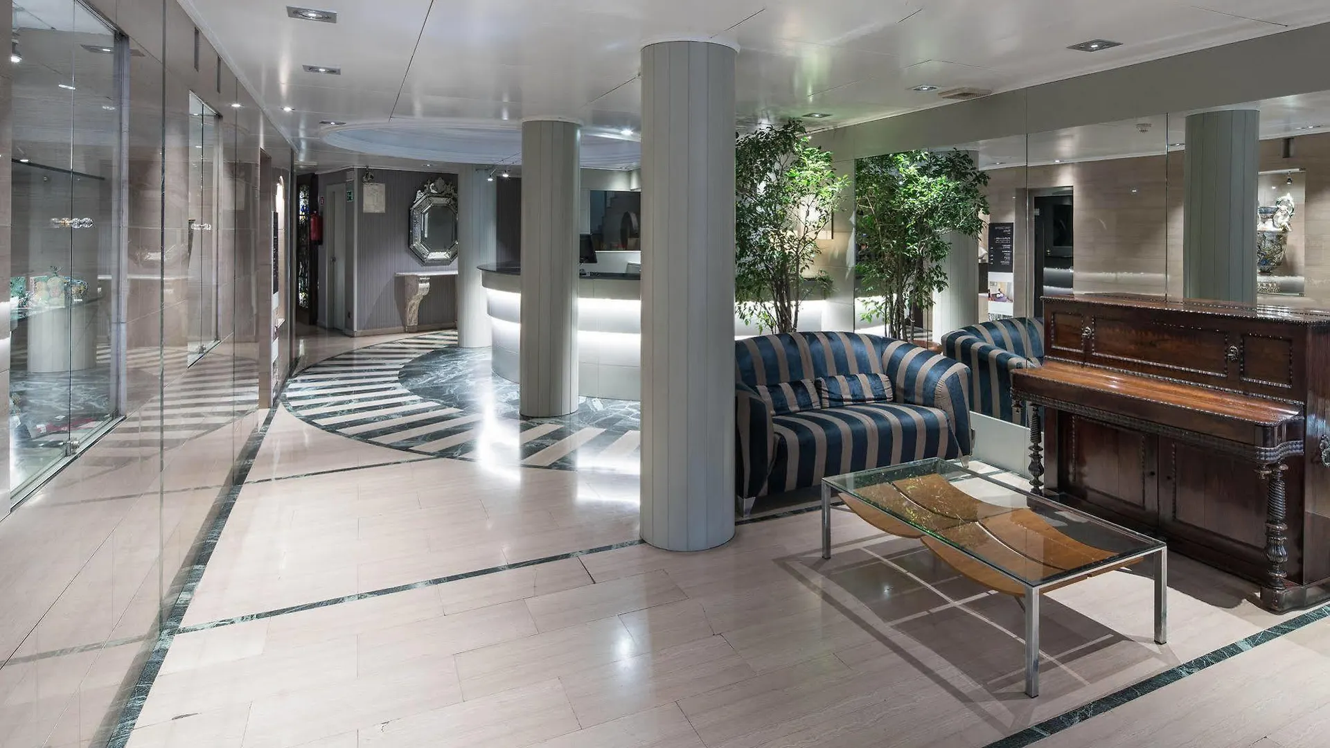 Catalonia Roma Hotel Barcelona